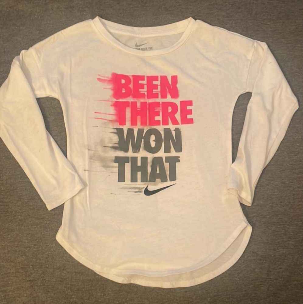 Girl long sleeved shirt